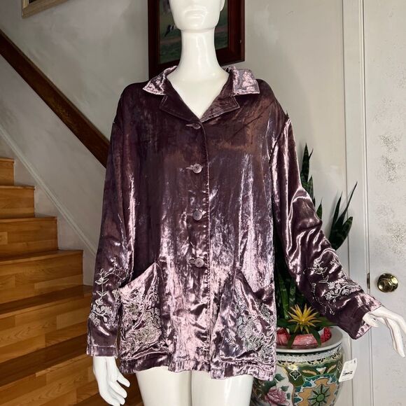 Free People x Brenda knight Embroidered Velvet Sleep Top - Picture 3 of 7